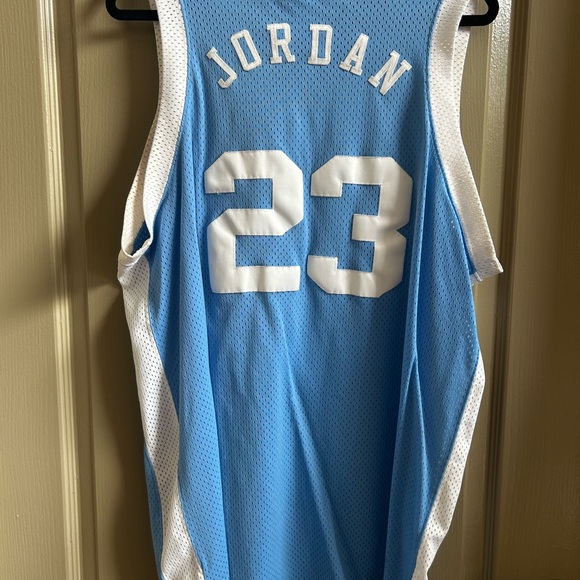 VTG MADE IN USA 80' s  NIKE N.CAROLINA TAR HEELS JORDAN AUTHENTIC JERSEY SIZE 48 - Picture 3 of 16